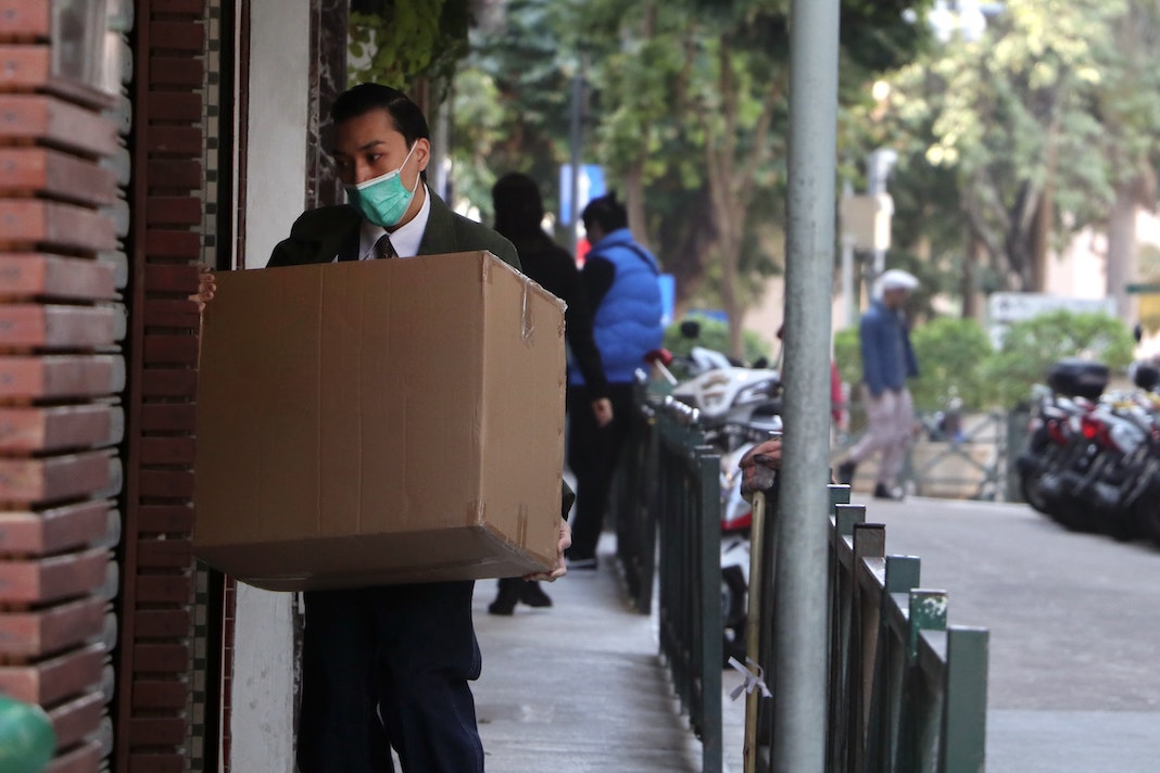 delivery person wearing face mask